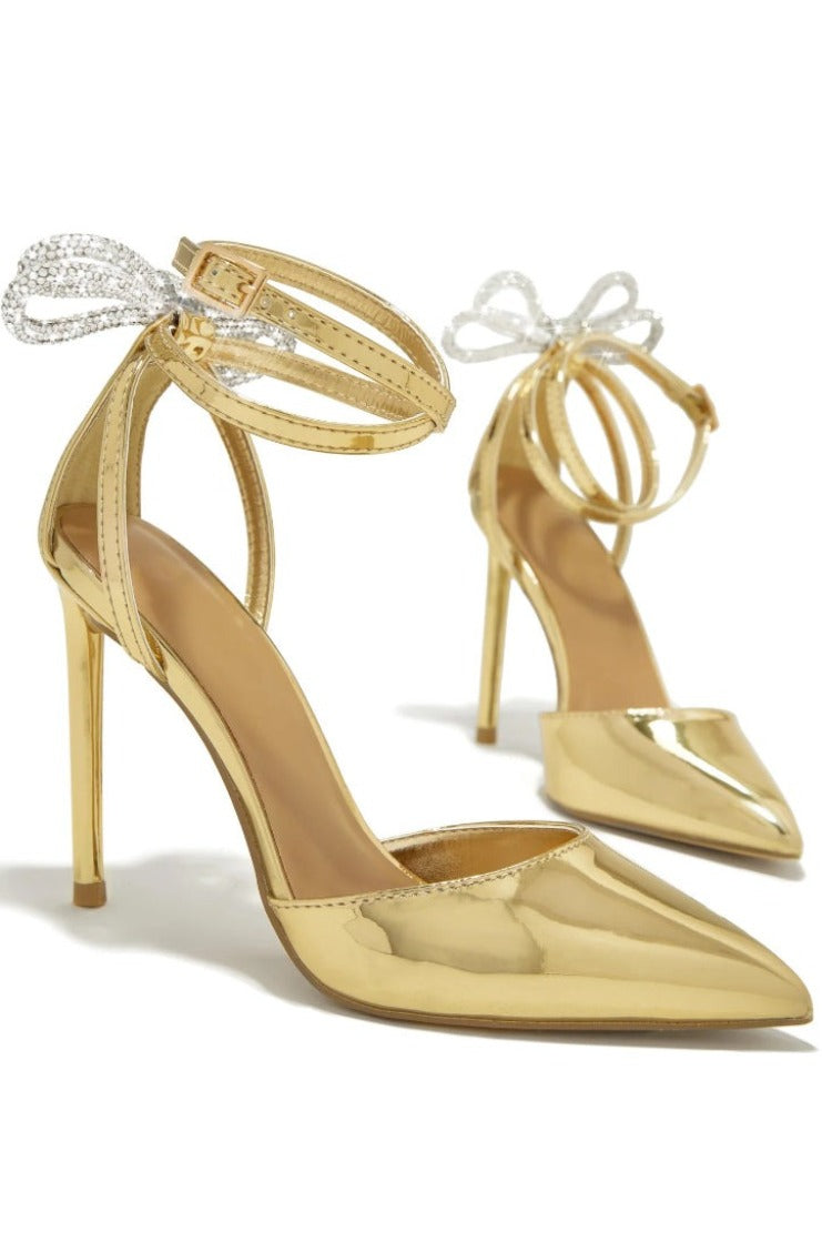 Gold pointed stilettos shop