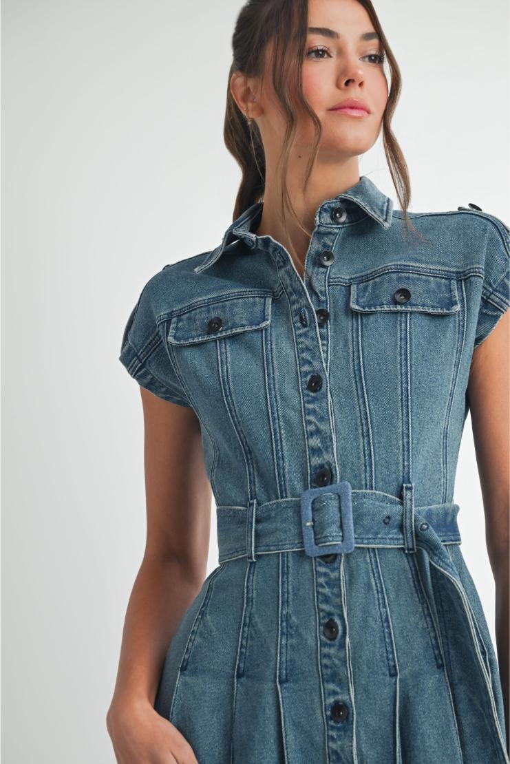 Women's Dana Button Up Belted Denim Midi Dress In Size Small - Denim / Blue